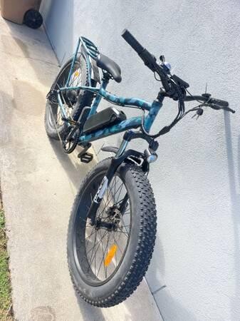 26-inch-fat-tire-city-commuter-electric-ebike-750w-brand-new-big-1