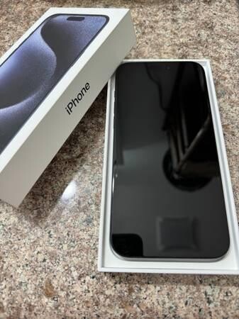 like-new-iphone-15-pro-max-256gb-factory-unlocked-blue-titanium-big-2