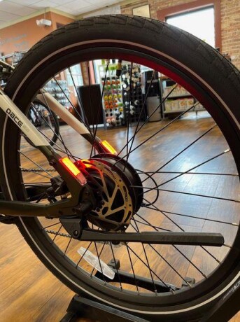 2024-aventon-pace-5003-electric-bike-for-sale-big-1