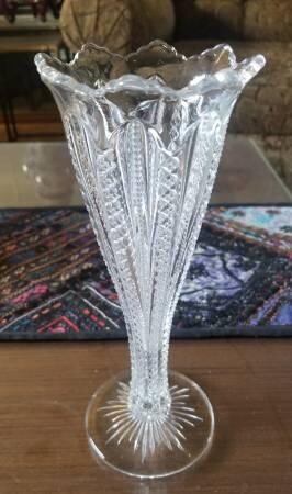 antique-glass-flower-vase-big-4