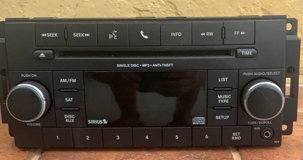 oem-jeep-jk-stereo-big-0