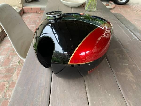 triumph-t150-trident-gas-tank-big-1