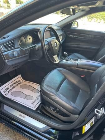 2012-bmw-740i-clean-title-big-4