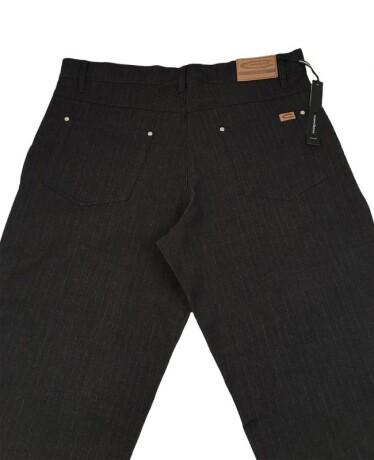 fashion-apparel-inventory-closeout-sale-big-6
