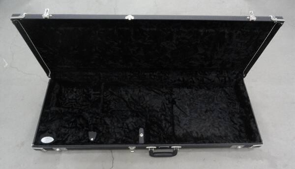 fender-stratocastertelecaster-case-black-w-black-interior-new-big-1