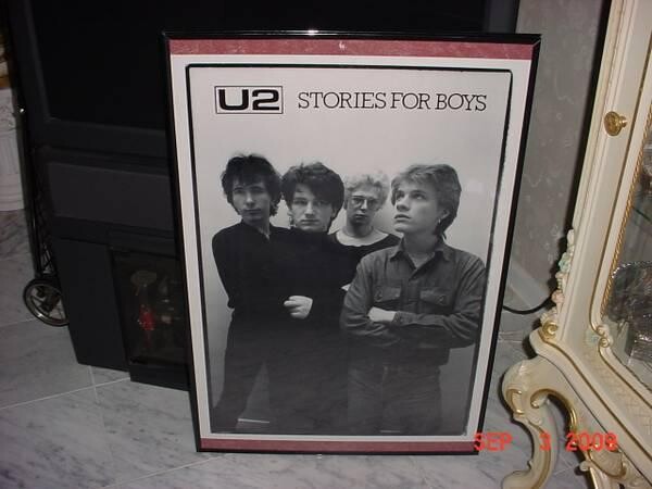 framed-musical-artist-posters-big-1