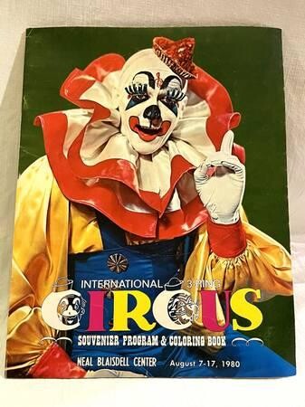 souvenir-program-coloring-book-international-3-ring-circus-big-0
