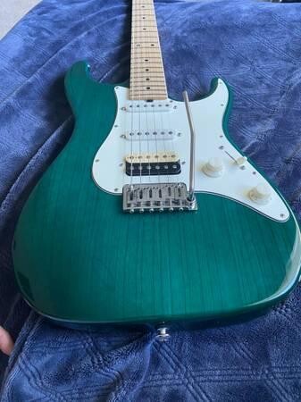 suhr-custom-standard-guitar-ultimate-tone-playability-big-2