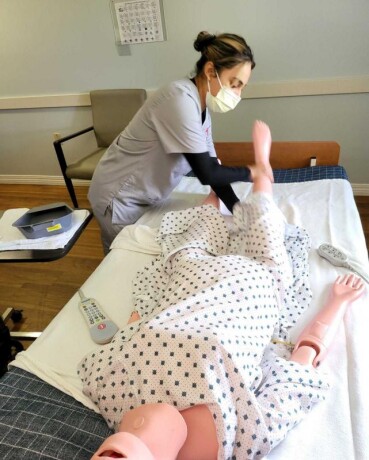 start-a-high-demand-career-in-nursing-become-a-cna-sisucare-big-3