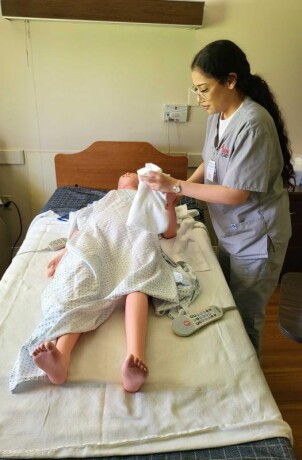 start-a-high-demand-career-in-nursing-in-la-sisucare-cna-big-0