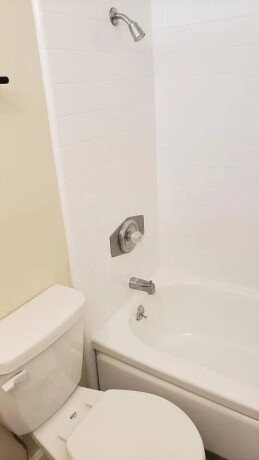 cozy-adorable-studio-available-big-1