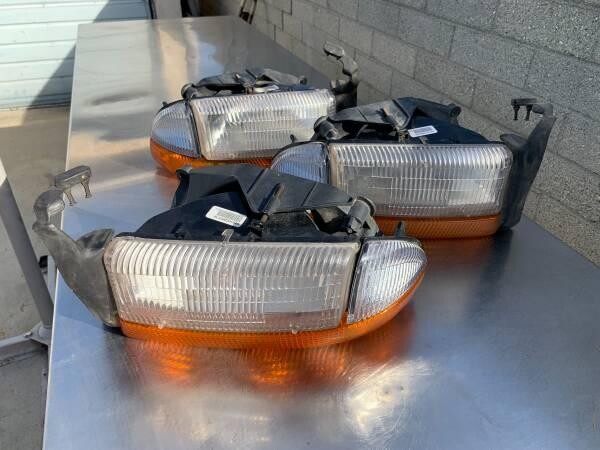 97-04-oem-durangodakota-headlights-big-4