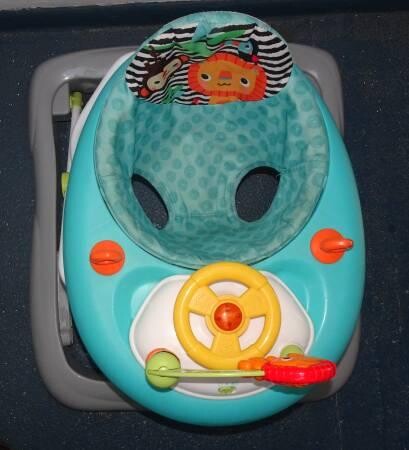 activity-center-baby-walker-by-bright-starts-6-12-months-big-8