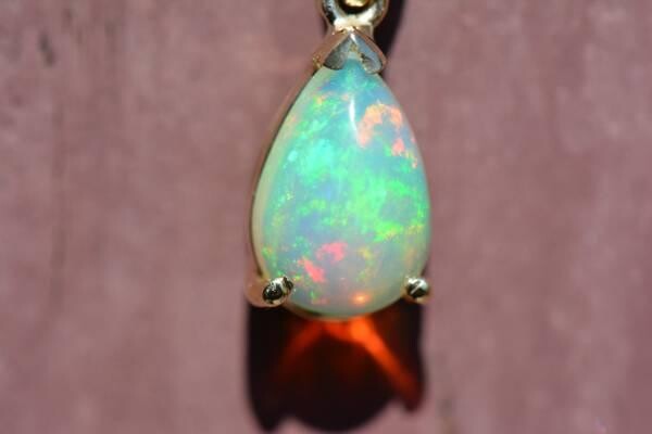 ethiopian-opal-pendant-14k-gold-full-play-of-color-free-chain-big-0