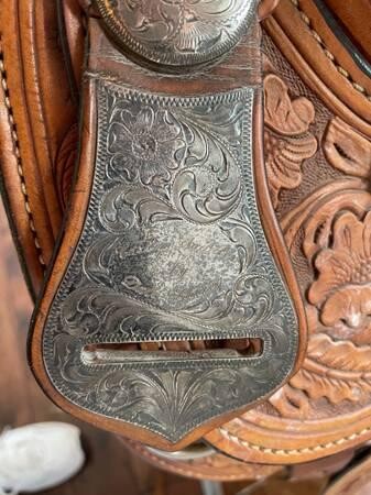 custom-dale-chavez-sterling-silver-show-saddle-155-big-2