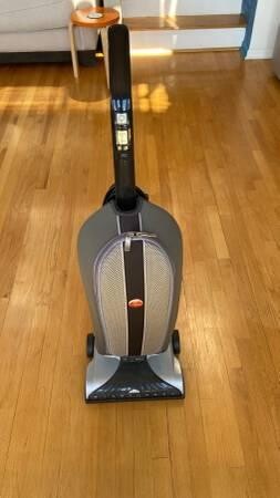 vacuum-hoover-platinum-uh30010com-bagged-upright-vacuum-big-4