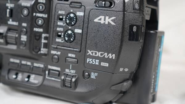 sony-pxw-fs5-ii-4k-xdcam-super-35mm-compact-camcorder-big-0