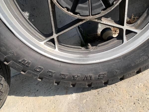 suzuki-gs1100-oem-motorcycle-wheels-n-tires-1979-big-4