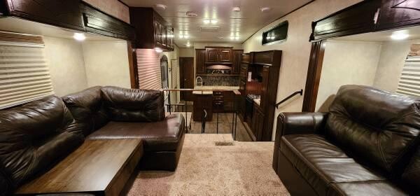 2015-keystone-cougar-38ft-4-slides-out-big-9