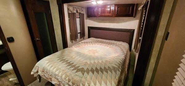2015-keystone-cougar-38ft-4-slides-out-big-1