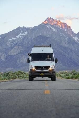 mercedes-benz-sprinter-camper-van-conversion-big-13
