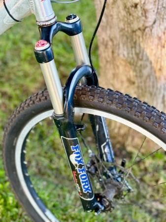 1999-gt-xcr-mtn-bike-large-big-7