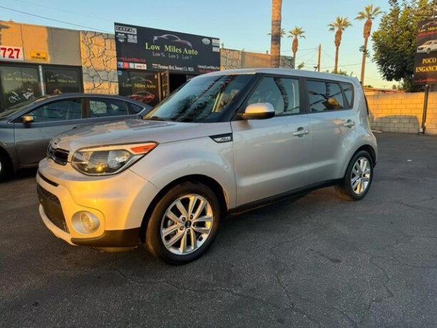 2019-kia-soul-wagon-4d-big-8