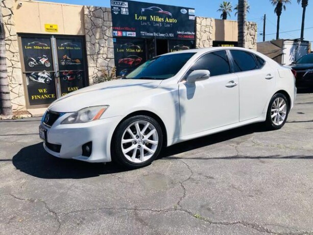 2011-lexus-is-is-250-sedan-4d-big-8