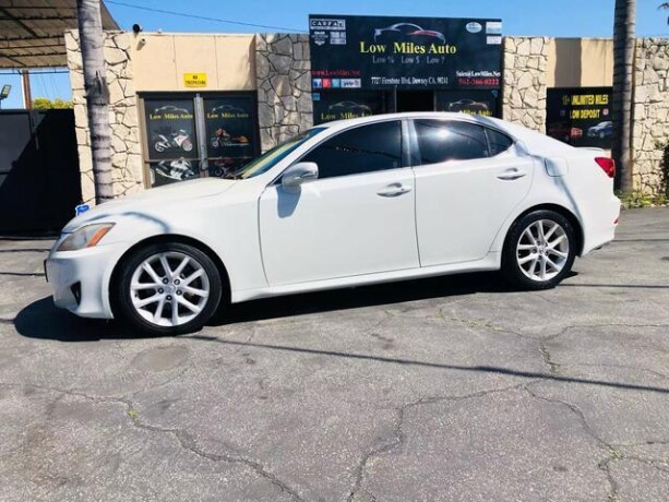 2011-lexus-is-is-250-sedan-4d-big-4