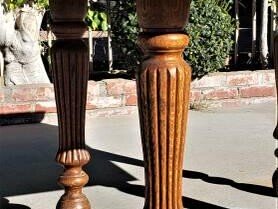 antique-quartersawn-table-mainly-for-the-rare-legs