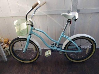 20-huffy-summerland-beach-cruiser